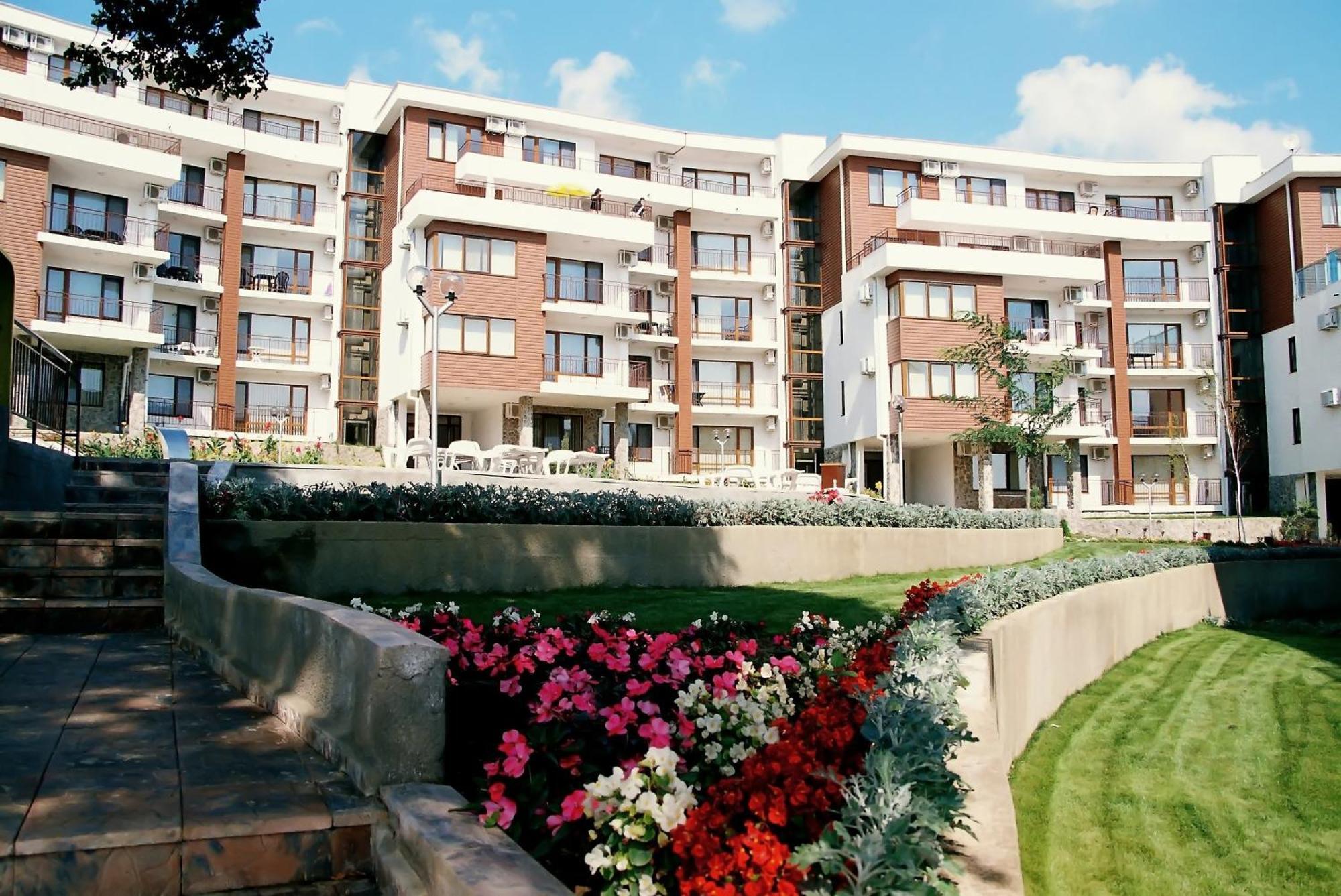 Messambria Beach Apartments Sveti Vlas Esterno foto