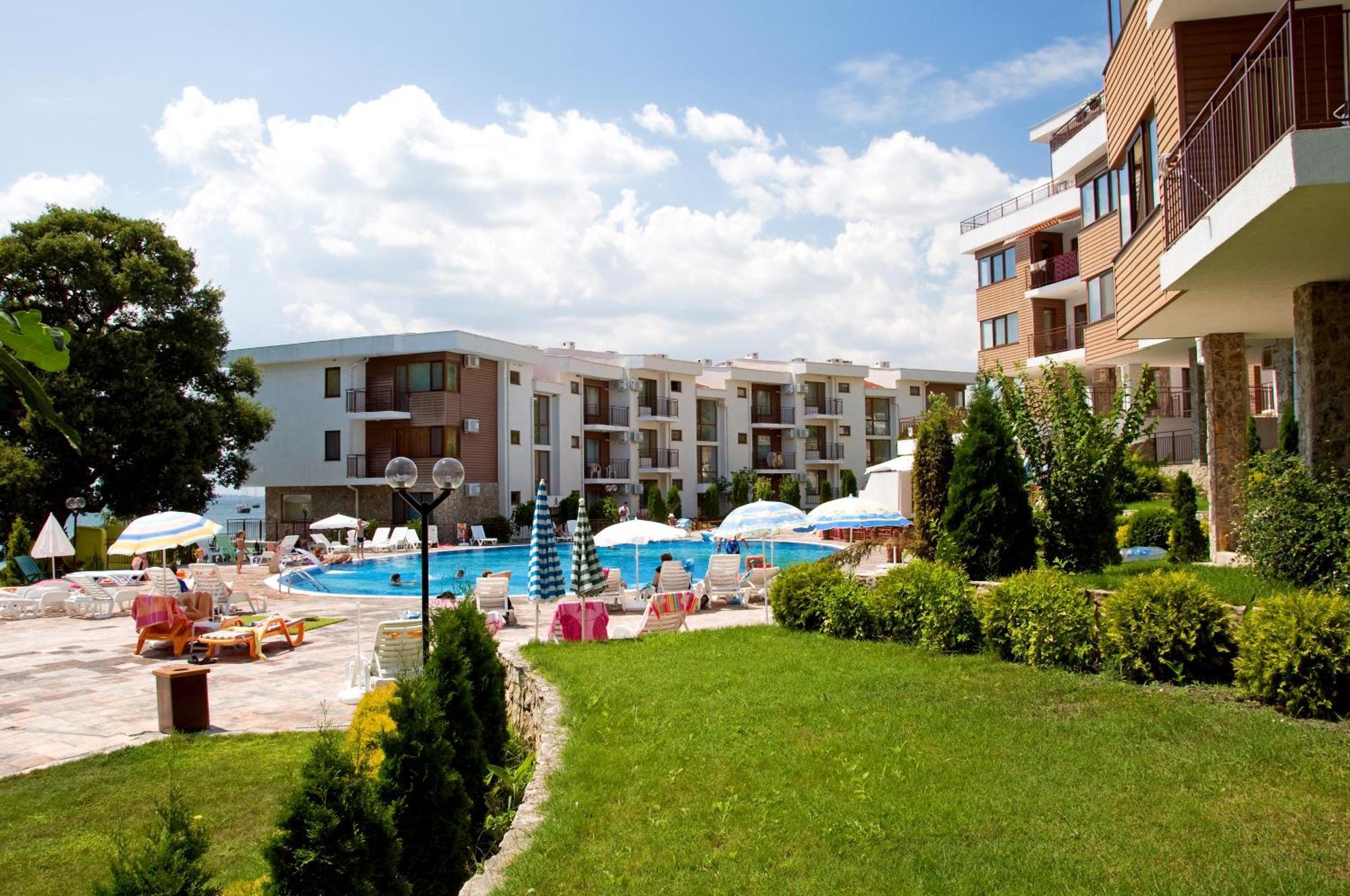 Messambria Beach Apartments Sveti Vlas Esterno foto